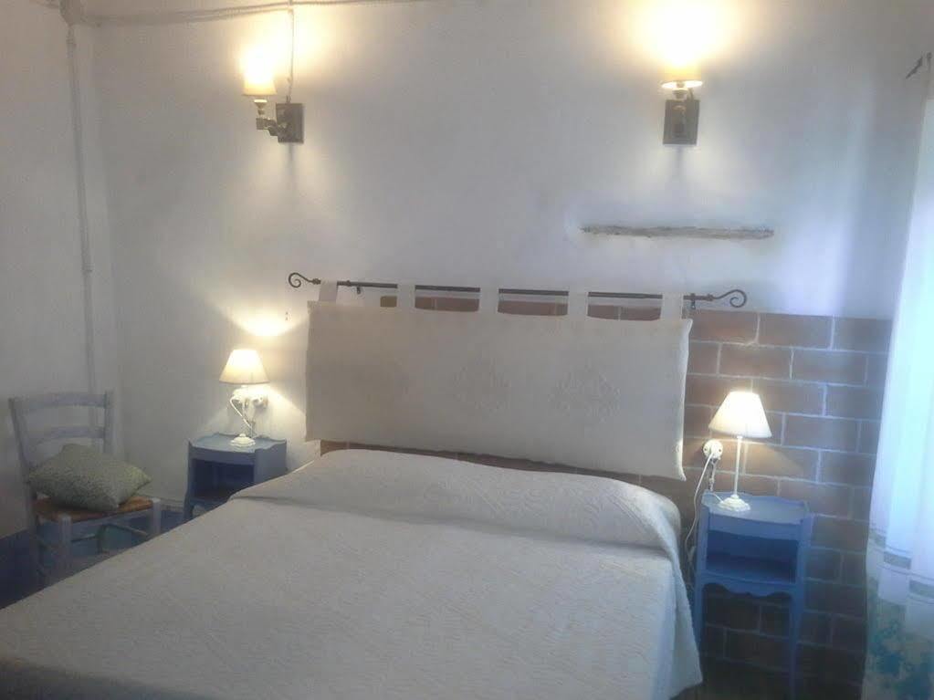 B&B Corte San Lussorio Oliena Exteriör bild